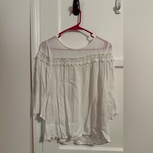 White Old Navy Small 3/4 Sleeves Top